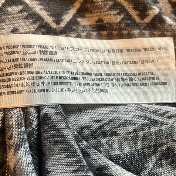 Hollister Long Sleeve Top - Picture 5 of 5